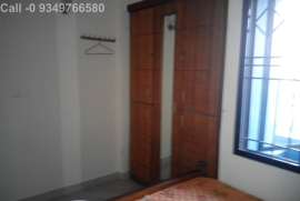 Fully furnished 3 bed flat in Mg road Ernakulam for daily weekly rent 