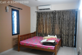 Fully furnished 3 bed flat in Mg road Ernakulam for daily weekly rent 