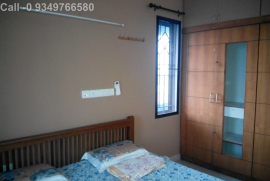 Fully furnished 3 bed flat in Mg road Ernakulam for daily weekly rent 