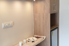 Fully Furnished 1 BHK Apartment Near Kaloor – Short-Term Rental