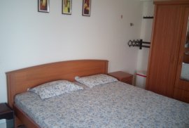 Sea-facing 3-bedroom apartment at Kochi Marine Drive for short-term rental