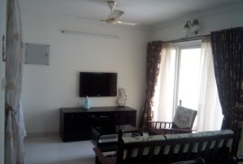 Sea-facing 3-bedroom apartment at Kochi Marine Drive for short-term rental