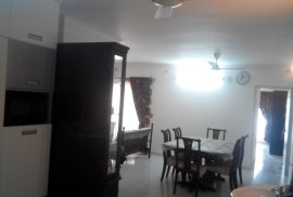Sea-facing 3-bedroom apartment at Kochi Marine Drive for short-term rental